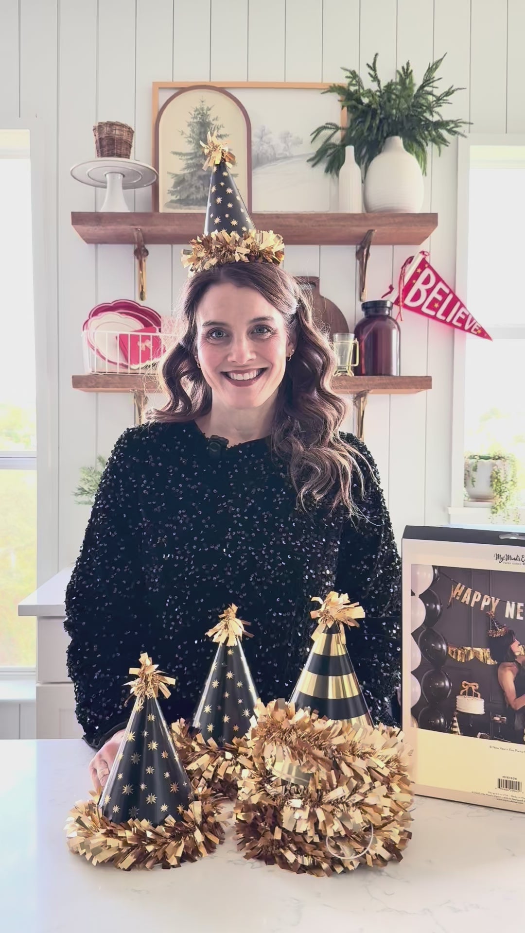NYE1208 - Black and Gold Party Hats