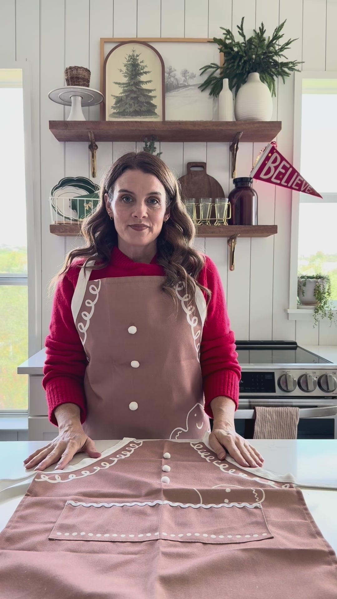 GBD1217 - Gingerbread Apron - Youth