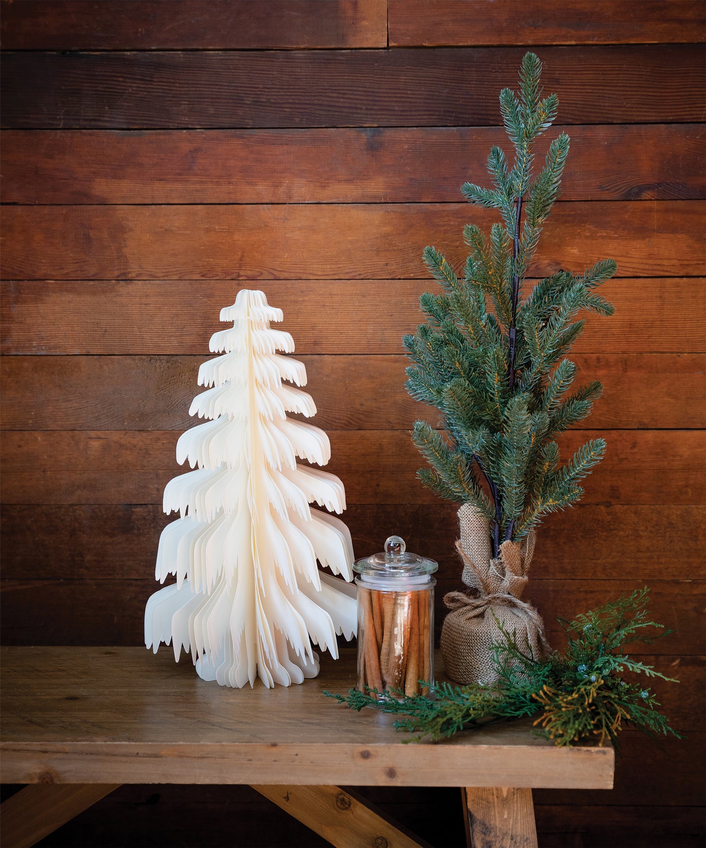 GLD908 - Golden Holiday Large Paper Tree Decor