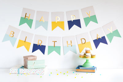 HRP403 - Hooray Happy Birthday Banner