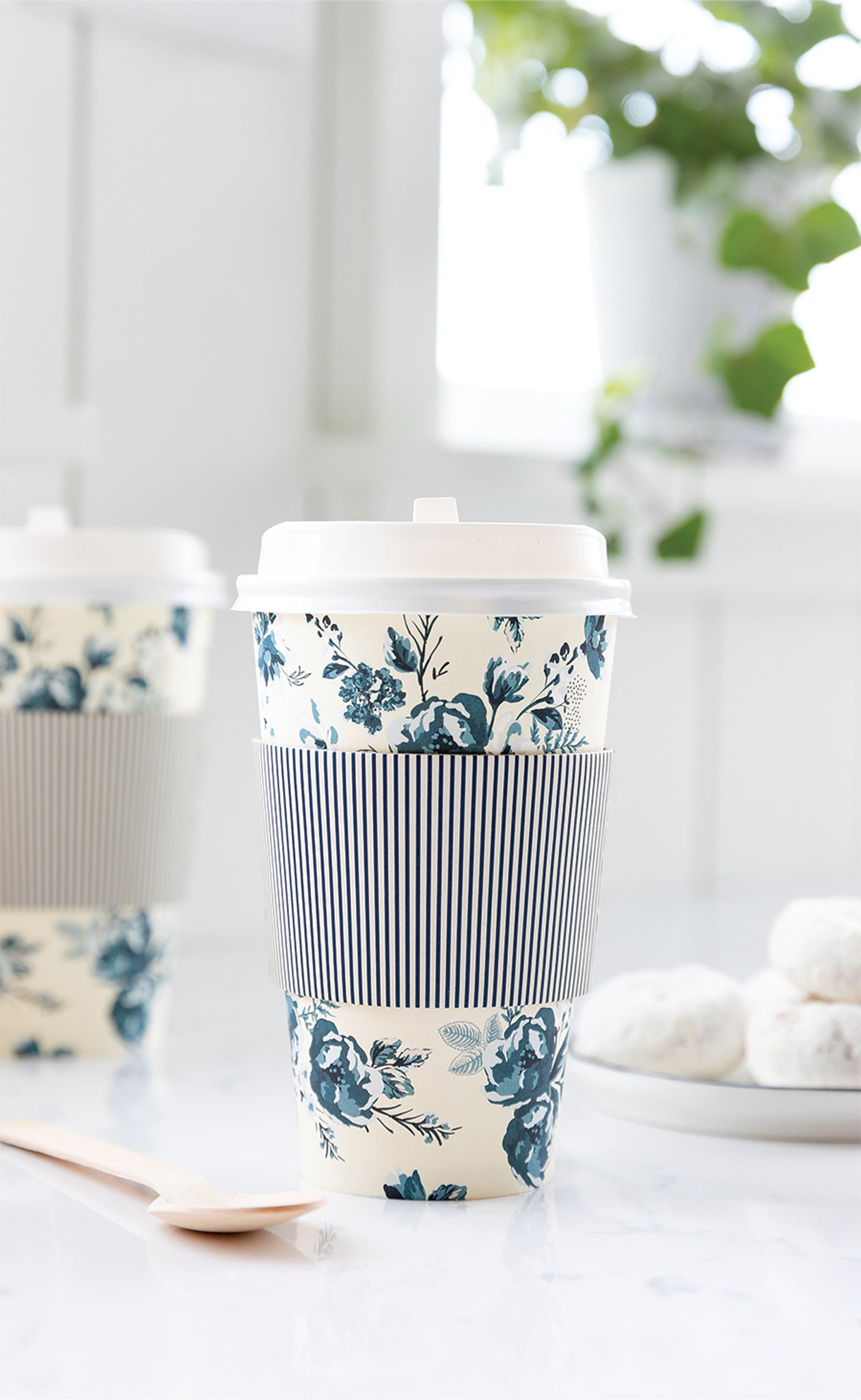 PLLC257 - Blue Floral To-Go Cups (8 ct)