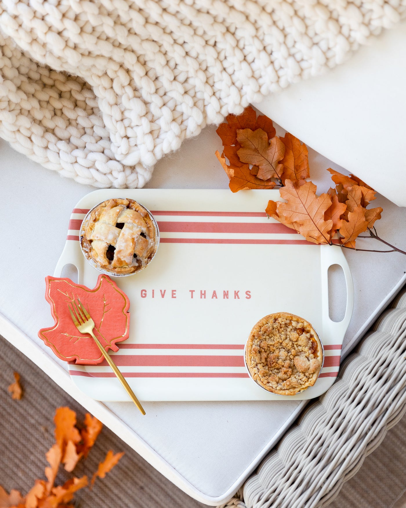 THP930 - Harvest Give Thanks Stripe Reusable Bamboo Tray