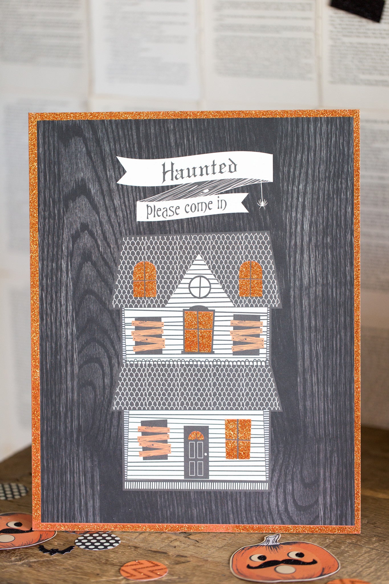 HWP111 - Halloween Haunted House Standing Art